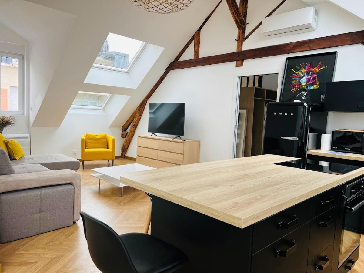 Elegant T4 Centre Reims/Parking Prive Apartment Luaran gambar